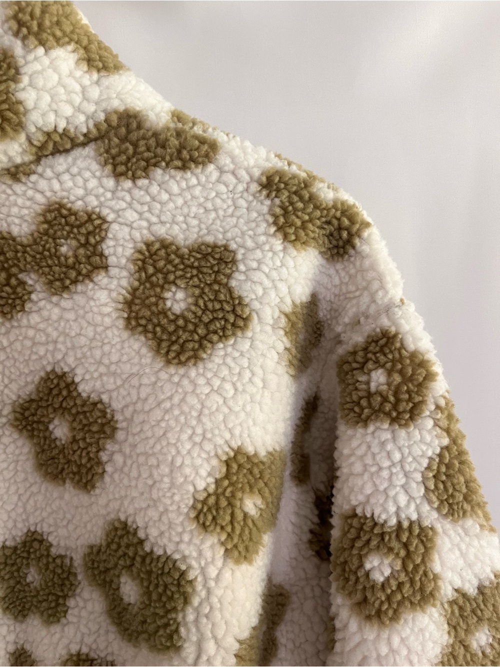 HYFVE Cream Sherpa Zip Jacket with Olive Floral Print - Picture 8 of 9